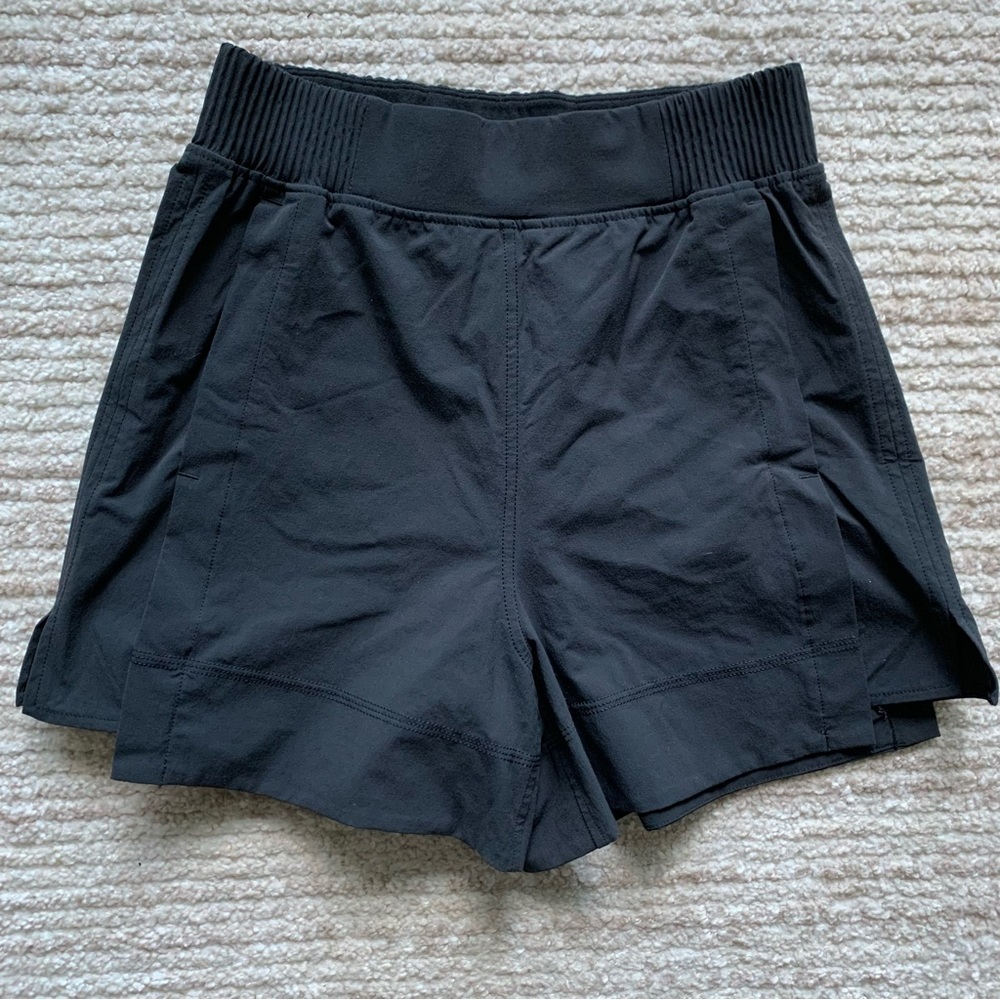 Lululemon Stretch Woven Relaxed Fit High-Rise Short 4” Black Size XS